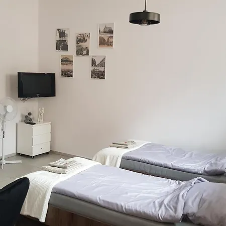 Komfortowy Apartament W Centrum Nowego Sacza Nowy Sacz Exterior photo